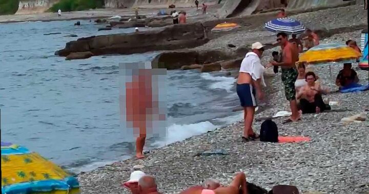 Голый турист пойман на пляже в Сочи