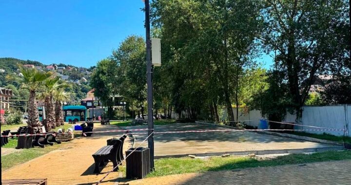 В Лазаревском районе Сочи занимаются улучшением пешеходных зон