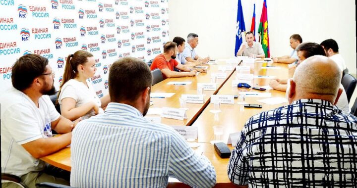 «Виктор Тепляков рассмотрел проблемы работы сервисов в морском порту Сочи»
