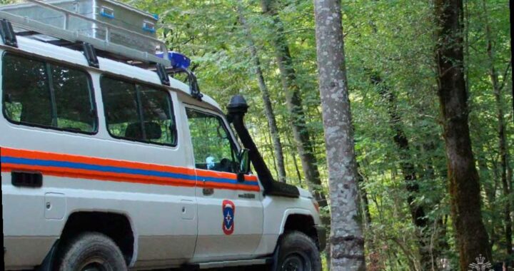 В горах Сочи найден живой пропавший турист