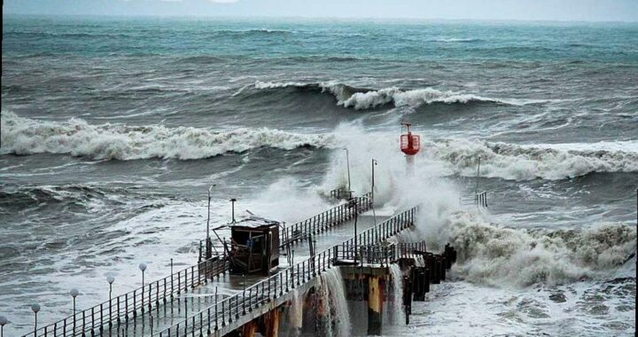 Воскресенье в Сочи: дожди и грозы