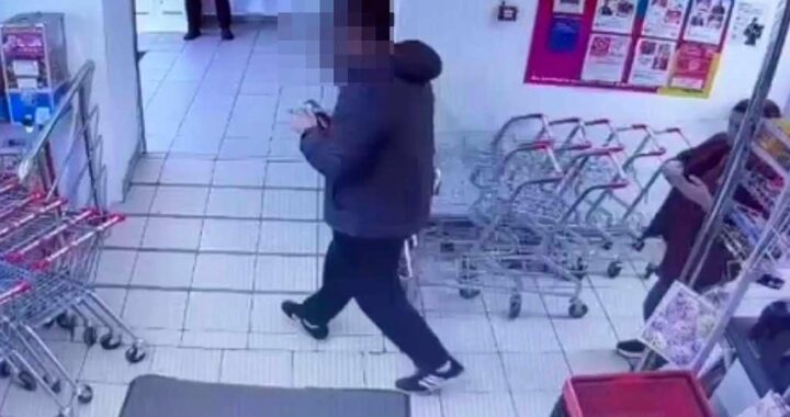 В Сочи сотрудница магазина помешала «шоколадному грабителю»