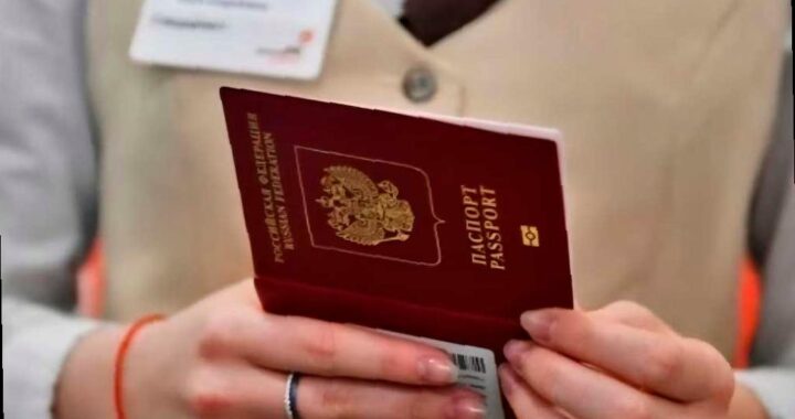 С 2026 года детям до 14 лет понадобится загранпаспорт для поездок