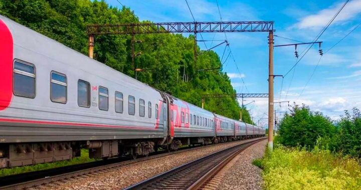 Почти три десятка поездов между Сочи и Туапсе временно отменят