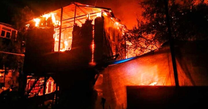 Три дома и автомобиль сгорели в Сочи