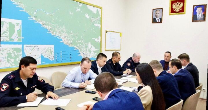 «Виктор Тепляков инициировал совещание по благоустройству авторынка в Сочи»