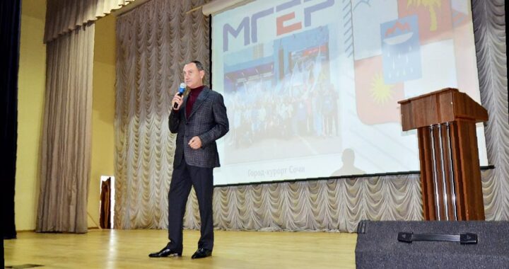 «Возможности сотрудничества со «Молодой Гвардией»: встреча Виктора Теплякова со студентами»