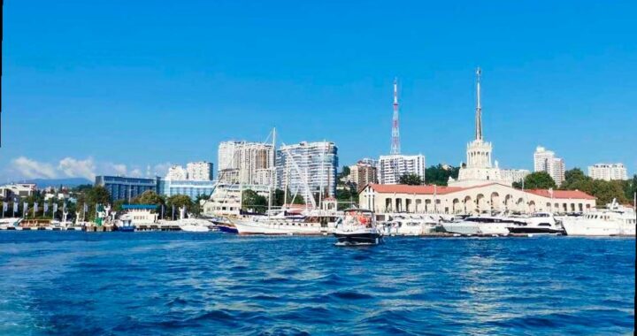 В Сочи проходят военные учения