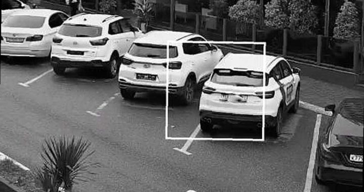 В центре Сочи установлены новые камеры для выявления нарушений правил парковки на Кооперативной улице и в Морском переулке. Эту информацию подтвердил Департамент транспорта администрации курорта.