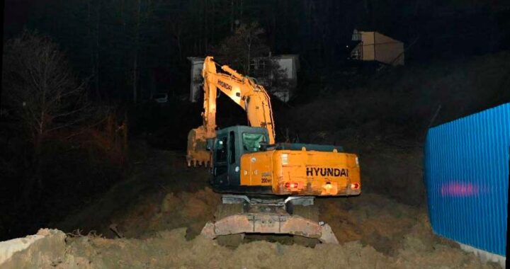 Оползни в Сочи: убирают грунт после наводнения