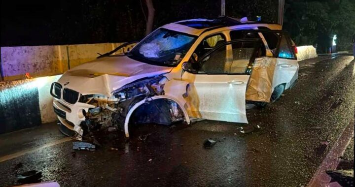 В ночное время в Сочи произошло ДТП с участием автомобиля «БМВ», в результате которого один человек погиб.