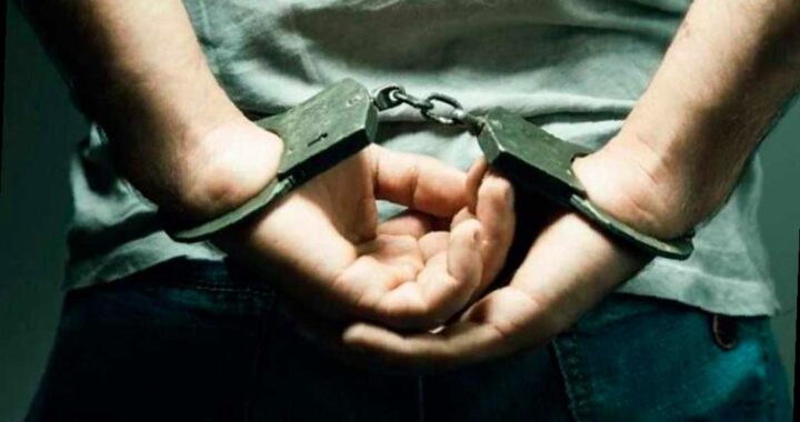 В Сочи задержали вора, который пытался украсть из магазина