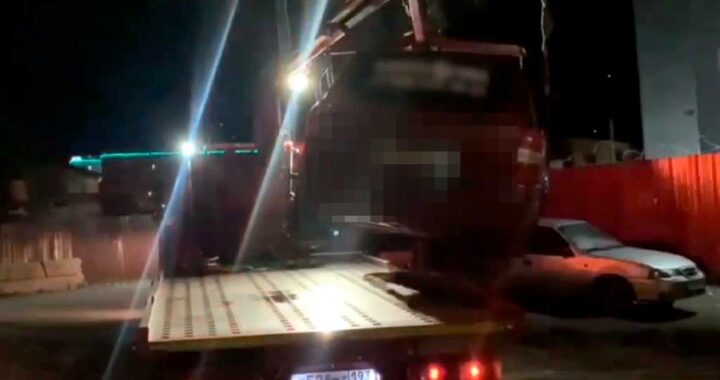 В Сочи пьяный водитель перевернулся, пытаясь скрыться от полиции