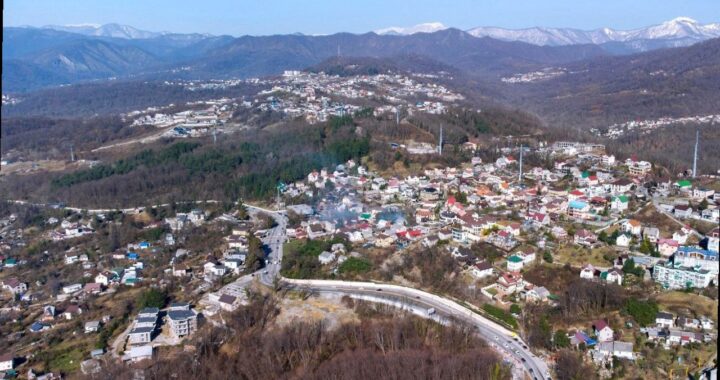 В двух микрорайонах Сочи сегодня временно отключат горячую воду и отоп