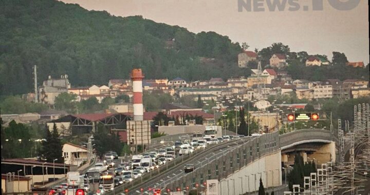 В Сочи после атаки БПЛА обнаружили обломки дронов: поврежден автобус и